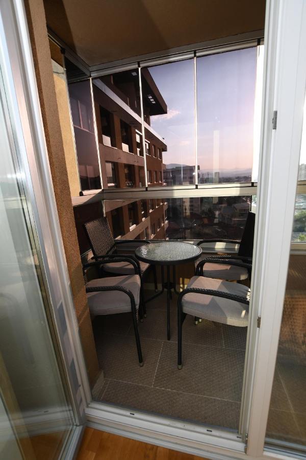 Sky Way Studio Apartment سراييفو المظهر الخارجي الصورة