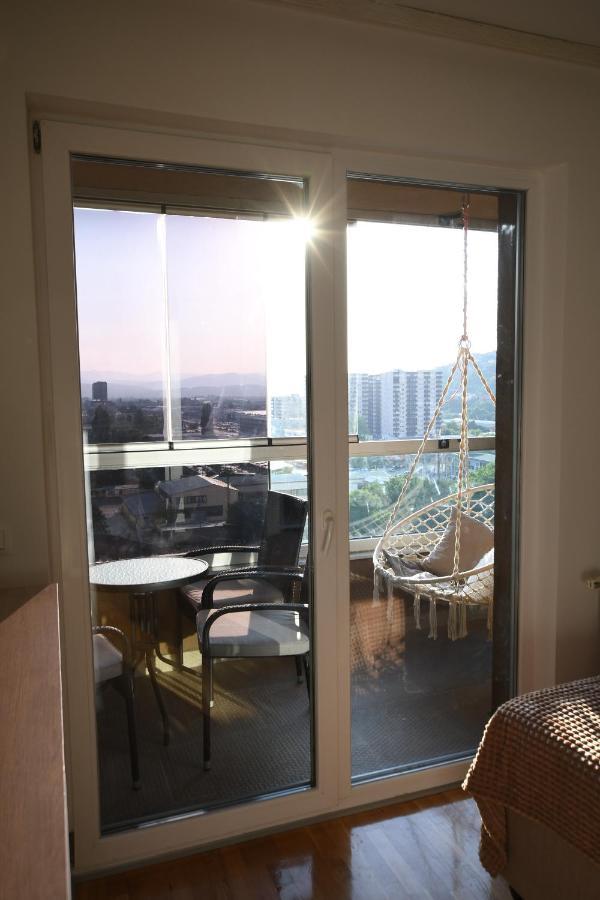 Sky Way Studio Apartment سراييفو المظهر الخارجي الصورة